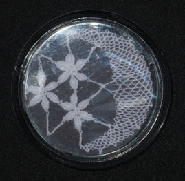 Magnet rond lune en Cluny