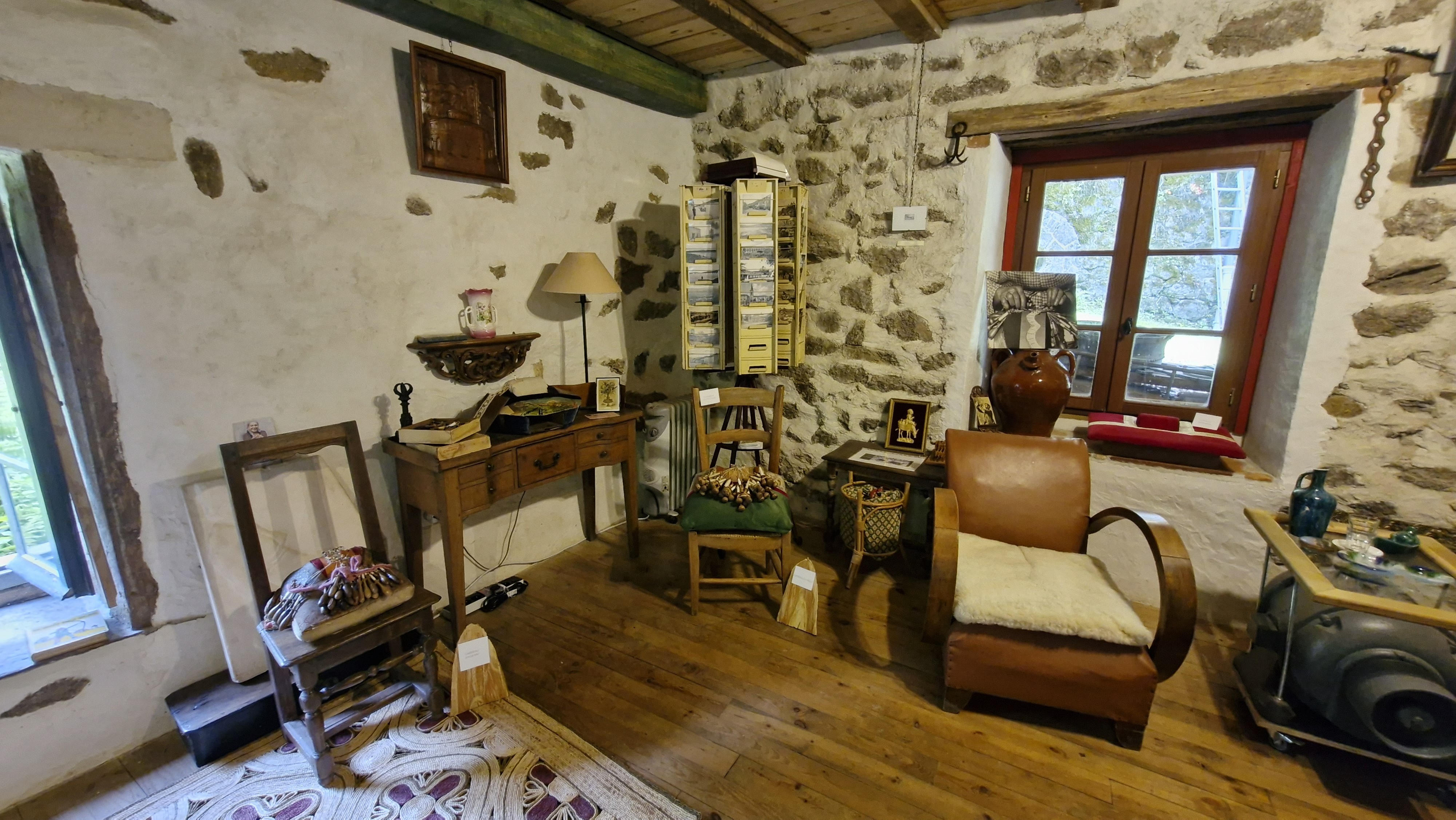Au fil des dentelles - Moulin de la Passerelle Grandrif (63)